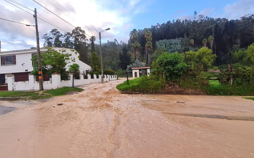 Atendemos la emergencia de inundación en el sector norte de la ciudad, con apoyo de las entidades pertenecientes al Comité Municipal de Gestión del Riesgo