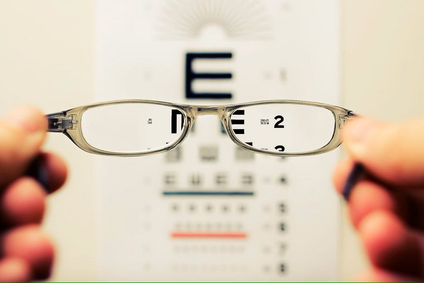 Convocatoria a ópticas o centros de salud visual para suministro de anteojos 2024