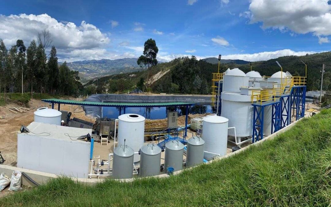 PROCESO DE CONTRATACIÓN DE MONTO MENOR 027-2026 REALIZAR EL TRATAMIENTO DE LIXIVIADOS EN EL RELLENO SANITARIOTERRAZAS DEL PORVENIR DE LA SIGUIENTE FORMA: OPERANDO LA PTL PROPIEDAD DE COSERVICIOS S.A. E.S.P., COMO TRATAMIENTO PRIMARIO FÍSICO QUÍMICO Y SUMINISTRO, OPERACIÓN DE LA UNIDAD DE ÓSMOSIS INVERSA COMO TRATAMIENTO SECUNDARIO, GARANTIZANDO EL CUMPLIMIENTO DE LA RESOLUCIÓN 1256 DE 2021Y/O RESOLUCIÓN 631 DE 2015, O CUALQUIER NORMA QUE LA MODIFIQUE, ADICIONE O SUSTITUYA